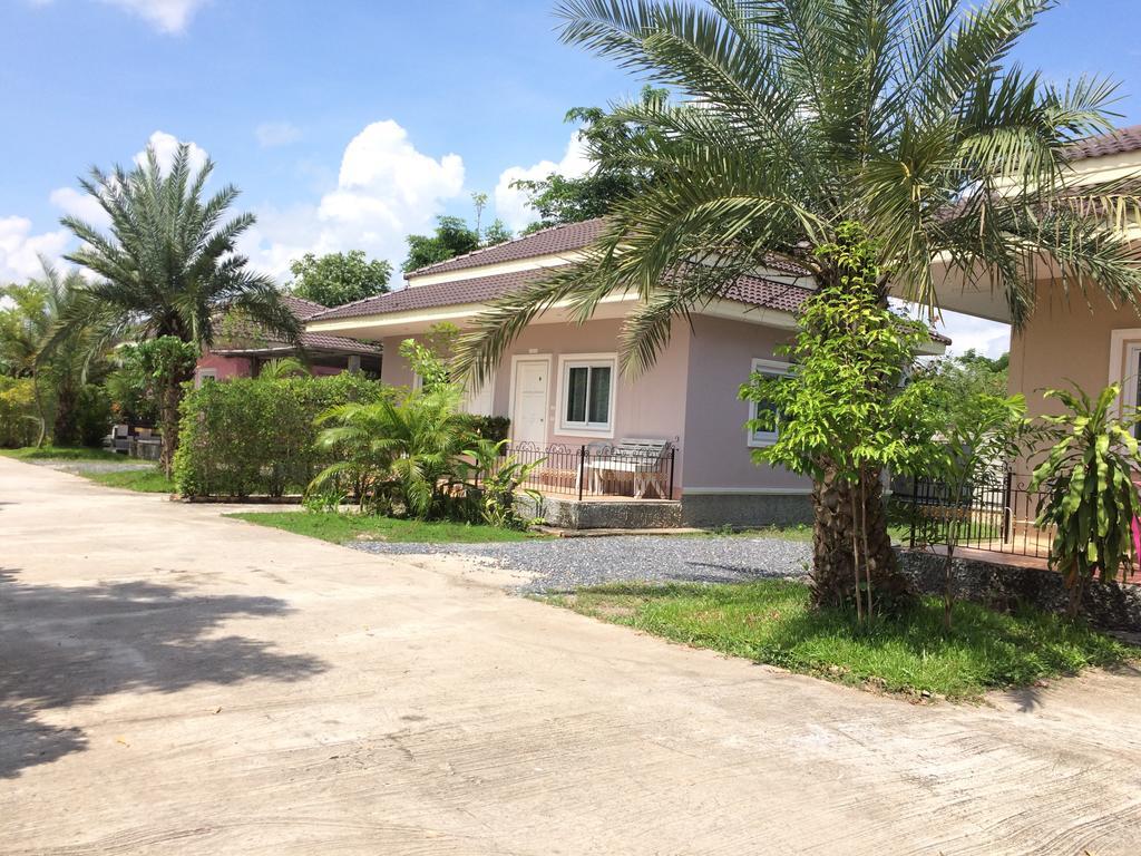 Nadee Resort Udon Thani Eksteriør billede