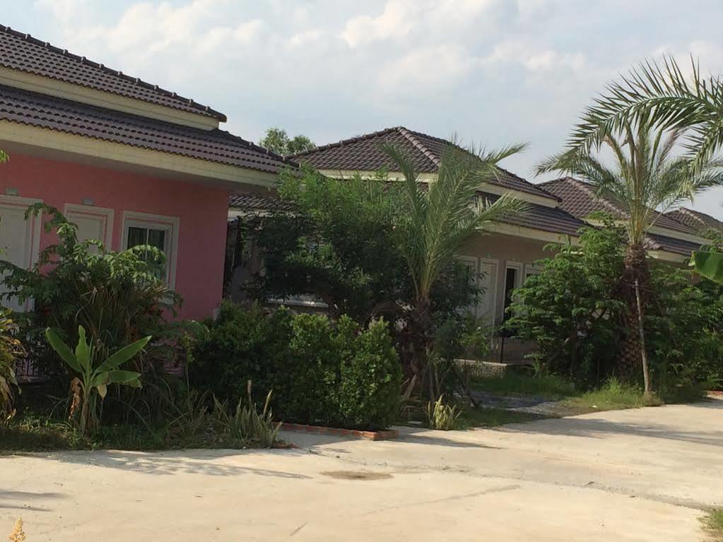Nadee Resort Udon Thani Eksteriør billede